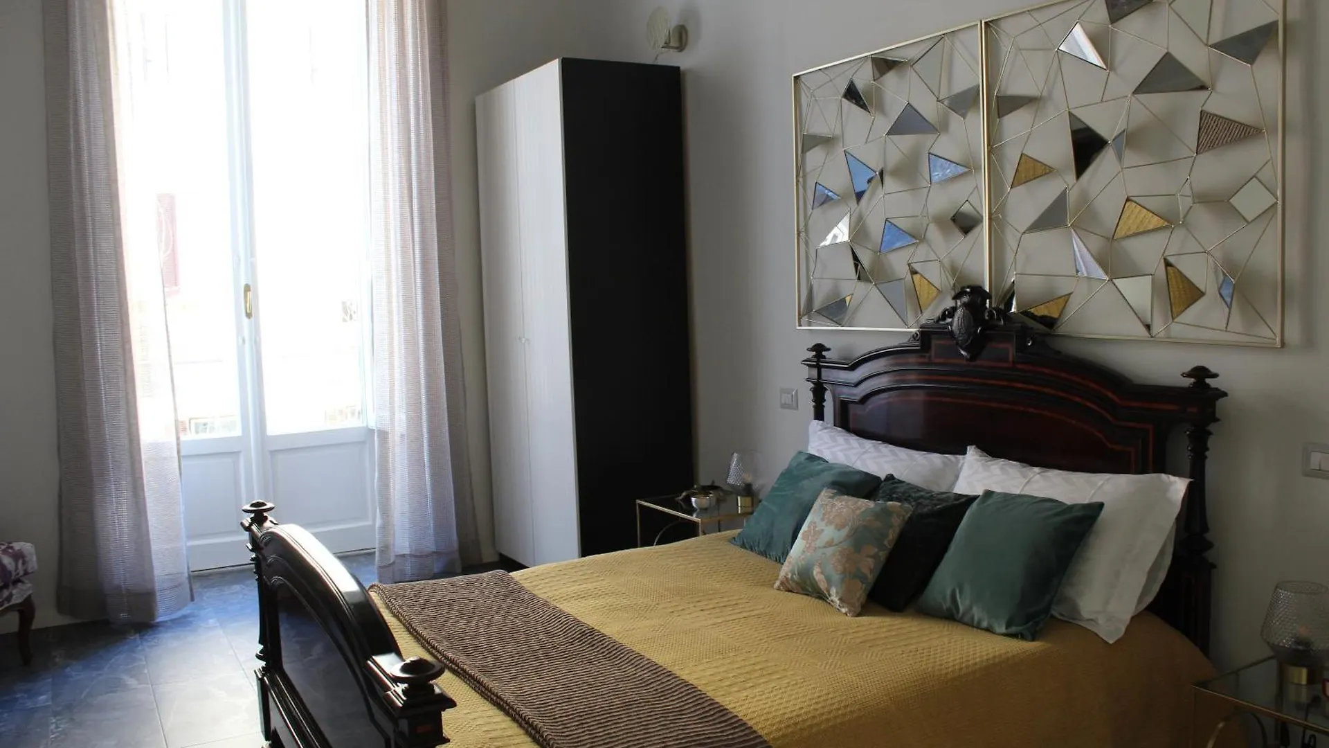 Casa Gaia Apartment Naples Italy